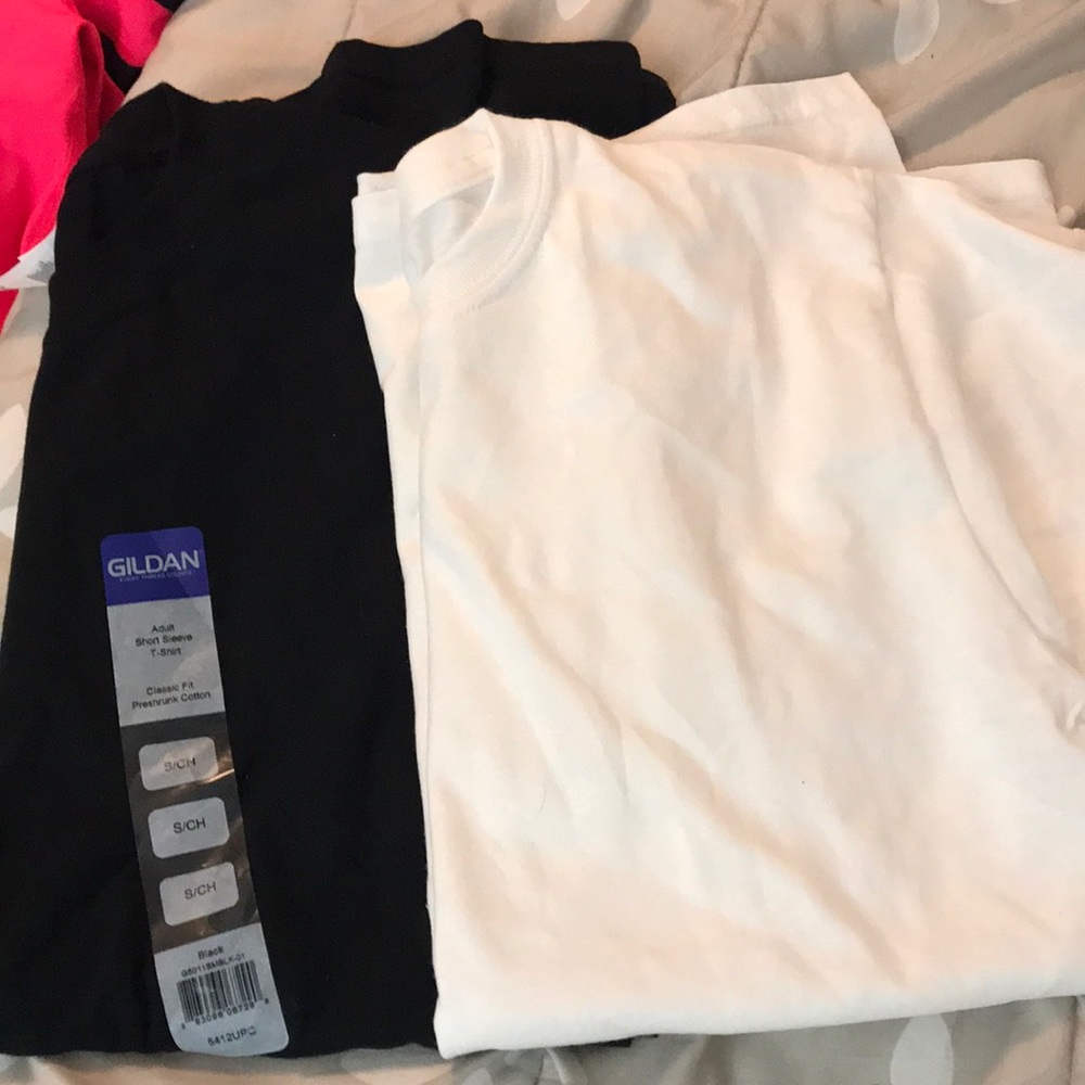 Plain black n white tees